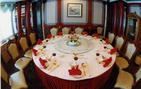 Qujing Stone Forest International Hotel מסעדה תמונה
