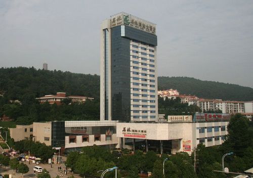 Qujing Stone Forest International Hotel מראה חיצוני תמונה